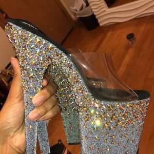 Holographic dance shoes